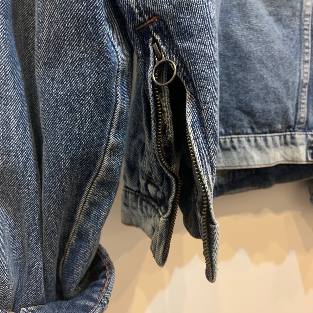 William Rast Jean Jacket Acid Washed - Picture 3 of 4